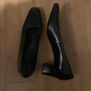 Navy Blue Almalfi Leather Italian Pumps